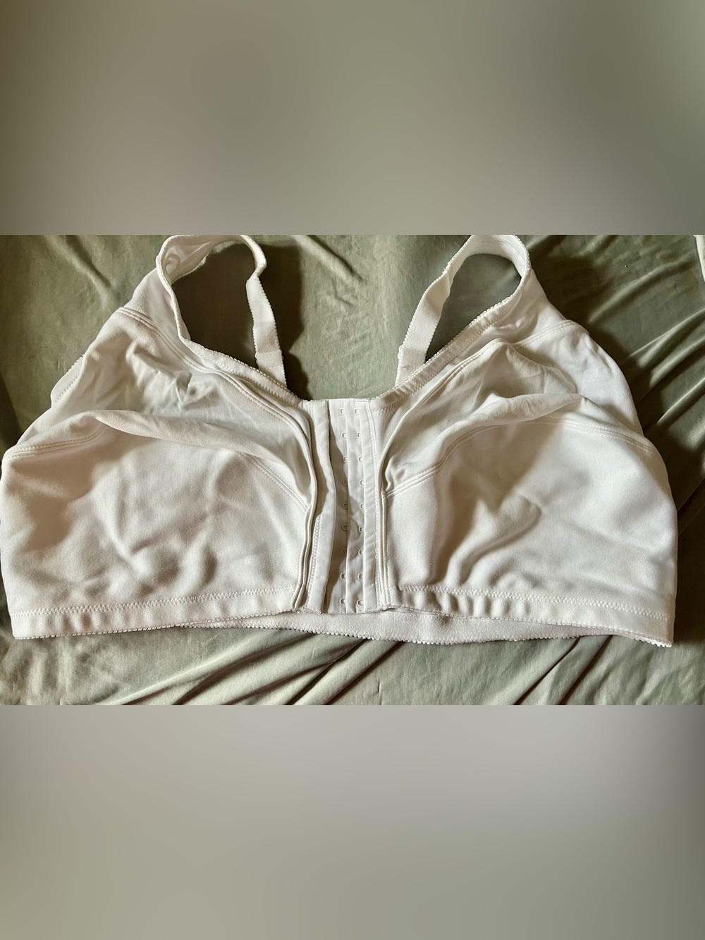 Front-Closure White Wireless Comfort Choice  Bra